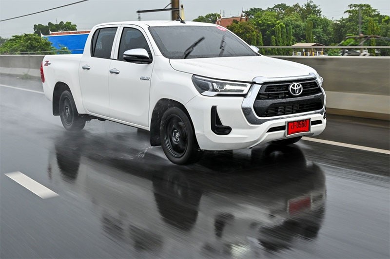 Toyota ยอมรับ! ปลอมแปลงข้อมูลเครื่องยนต์ดีเซลในรุ่น Hilux / Fortuner และรุ่นอื่นๆ ทั้งหมด 10 รุ่น พร้อมระงับการขาย