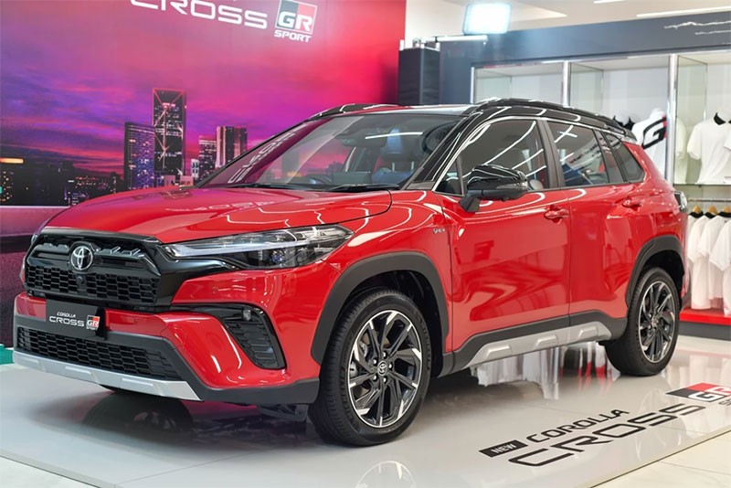 Toyota เปิดตัวรถ SUV ยอดนิยม New Toyota Corolla Cross อัปเดตเทคโนโลยีใหม่ 4 รุ่นย่อย ในราคาเดิม 999,000 - 1,254,000 บาท