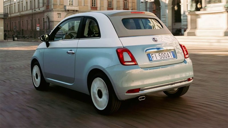 Fiat เปิดตัวรถรุ่นพิเศษ Fiat 500 Collezione 1957 เพื่อระลึกถึงการเปิดตัว Fiat 500 รุ่นดั้งเดิมในปี 1957