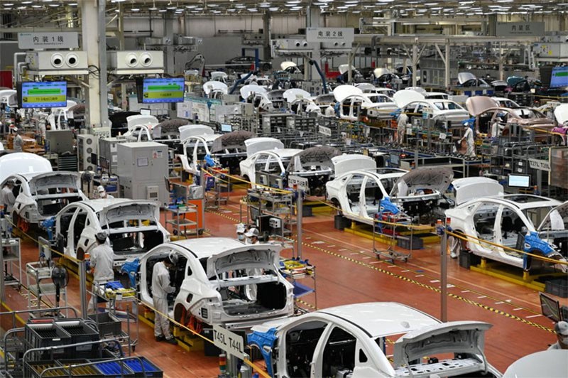 ยอดขายรถเดือนมกราคม 2024 ในประเทศจีน Volkswagen มาเป็นที่ 1 แต่รถไฟฟ้า BYD ยังนำที่ 1 เช่นกัน!