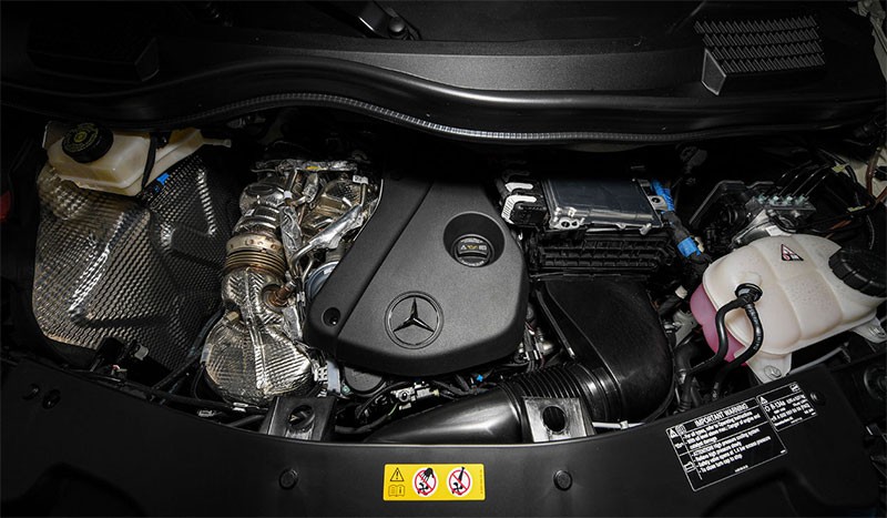 รู้จัก! รถตู้ Mercedes-Benz V 250 d Exclusive สุดหรู ที่ "ทักษิณ ชินวัตร" นั่งออกจากโรงพยาบาลตำรวจ กลับบ้านจันทร์ส่องหล้า!