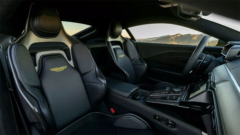 Aston Martin ปรับโฉม Aston Martin Vantage โฉมไมเนอร์เชนจ์ กับขุมพลัง V8 656 แรงม้า พร้อมการออกแบบที่ได้จากรุ่น DB12