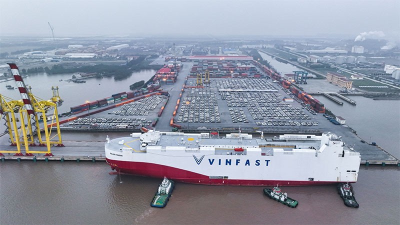 VinFast เผยผลประกอบการปี 2023 ขาดทุนเกือบ 2.4 พันล้านดอลล่าร์! แม้ว่ารายได้เพิ่มขึ้นกว่า 90% ก็ตาม