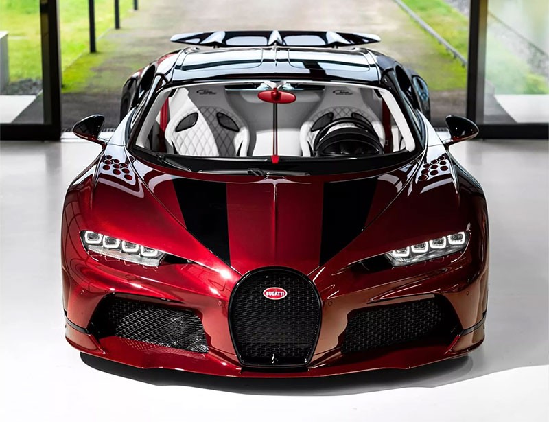 Bugatti Chiron Super Sport Red Dragon กับตัวถังคาร์บอนไฟเบอร์สีแดง ฉลองปีมังกร สำหรับลูกค้าชาวสิงคโปร์!