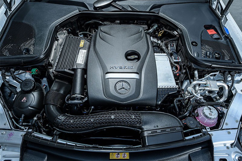 Mercedes-Benz E-Class (W213) Plug-In Hybrid ปรับลดราคาสุดโหด 830,000 บาท! เหลือเพียง 2,790,000 - 3,190,000 บาท