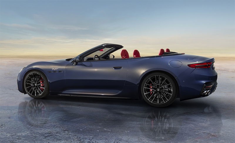 Maserati GranCabrio รถสปอร์ตเปิดประทุนสุดหรูโฉมใหม่! ขุมพลัง V6 Twin Turbo 542 แรงม้า กับดีไซน์เปี่ยมเอกลักษณ์ และสง่างาม