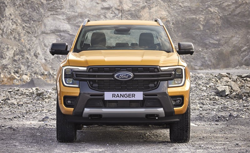 Ford เผยสเปค-ราคารถใหม่ ขุมพลังดีเซล V6 Ranger Wildtrak ราคา 1,519,000 บาท และ Everest Platinum ราคาเร้าใจ 2,279,000 บาท