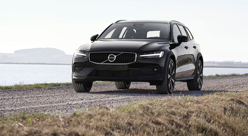 Volvo เตรียมปรับโฉมให้กับรถในซีรี่ส์เครื่องยนต์สันดาปอีกครั้ง ก่อนมุ่งหน้าสู่รถยนต์ไฟฟ้าล้วน!