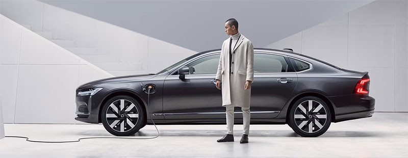 Volvo เตรียมปรับโฉมให้กับรถในซีรี่ส์เครื่องยนต์สันดาปอีกครั้ง ก่อนมุ่งหน้าสู่รถยนต์ไฟฟ้าล้วน!