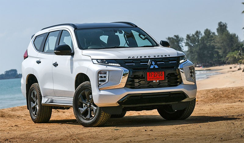 Mitsubishi Pajero Sport ใหม่! รุ่นปี 2024 เครื่องยนต์ใหม่! คลีนดีเซล "ไฮเปอร์พาวเวอร์" ในราคา 1,389,000 - 1,689,000 บาท