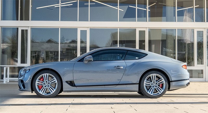 Bentley Continental GT V8 คันสุดท้ายกับ 20 ปีแห่งความสำเร็จ ที่ถ่ายทอดผ่านซูเปอร์สปอร์ตคูเป้ ในราคา 21 ล้านบาท!