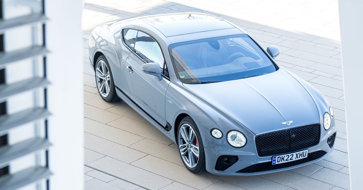 Bentley Continental GT V8 คันสุดท้ายกับ 20 ปีแห่งความสำเร็จ ที่ถ่ายทอดผ่านซูเปอร์สปอร์ตคูเป้ ในราคา 21 ล้านบาท!