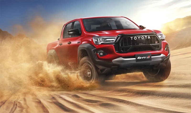 Toyota เปิดตัว "Hilux Generation" แนะนำรุ่นปรับปรุงใหม่ปี 2567 มาพร้อมเครื่องยนต์มาตรฐาน Euro 5