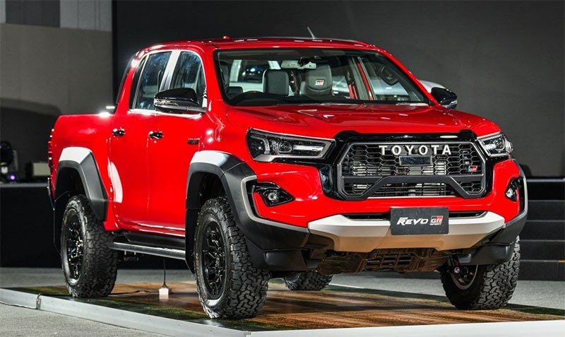 Toyota เปิดตัว "Hilux Generation" แนะนำรุ่นปรับปรุงใหม่ปี 2567 มาพร้อมเครื่องยนต์มาตรฐาน Euro 5